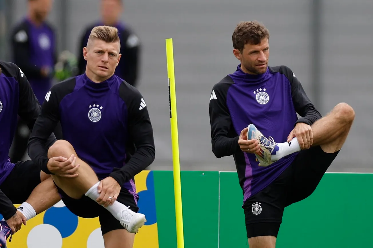 Toni Kroos und Thomas Müller: Alles gemeinsam. Foto: Imago / Agencia EFE