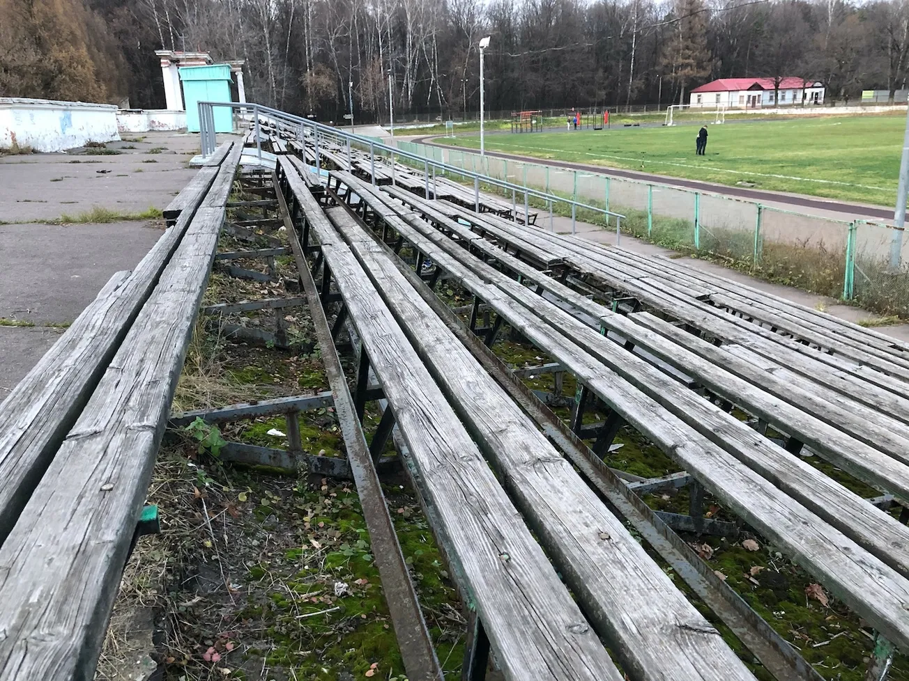 Wie bequem muss und darf Fußball sein? Foto: Adobe / Sergey