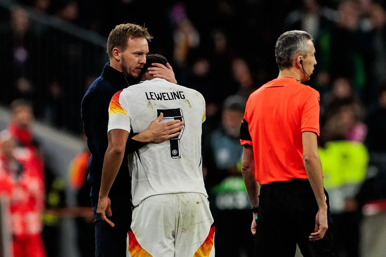 Bundestrainer Julian Nagelsmann und sein bester Debütant Leweling. Foto: Imago / Beautiful Sports