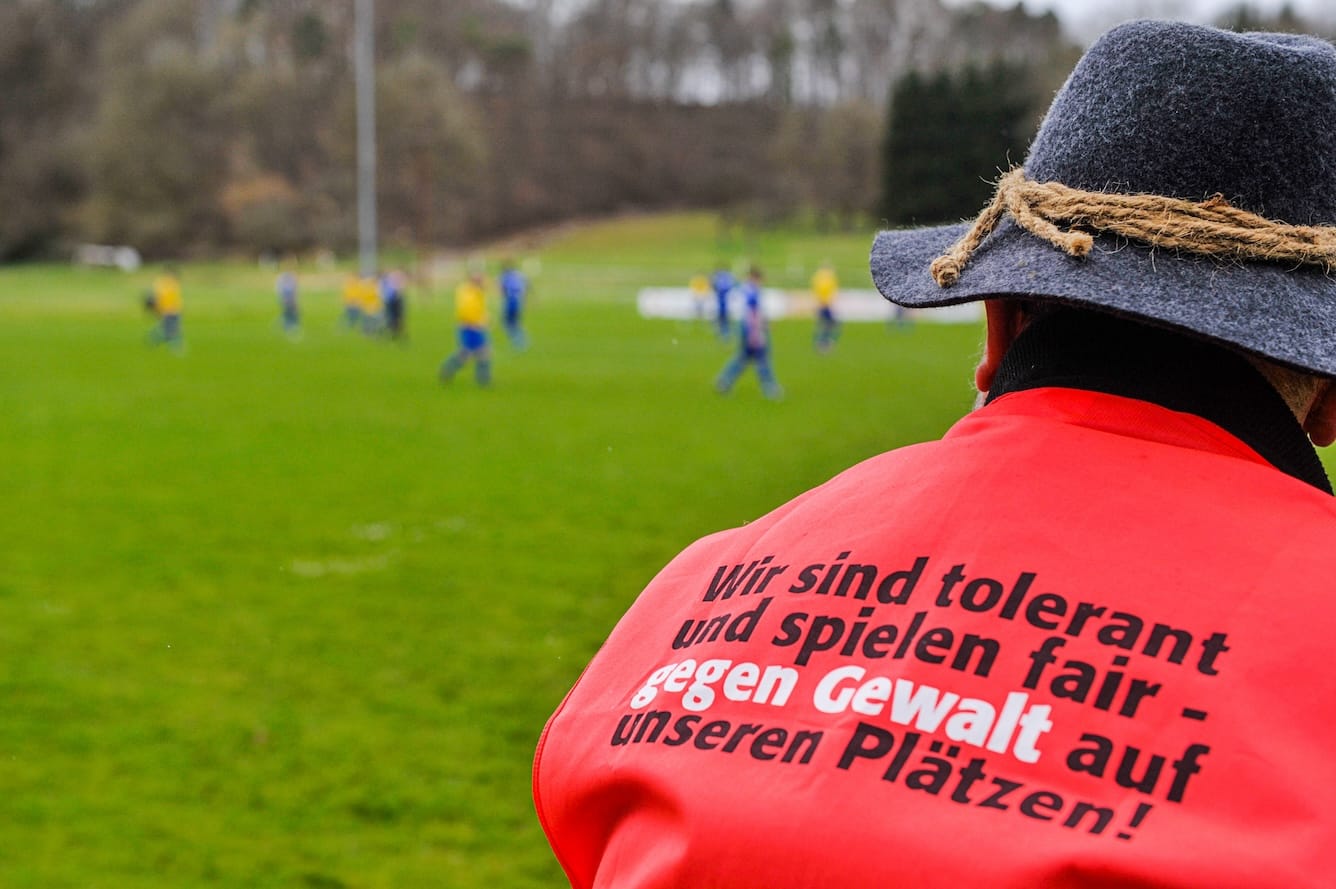 Gewalt im Fußball - das geht uns alle an