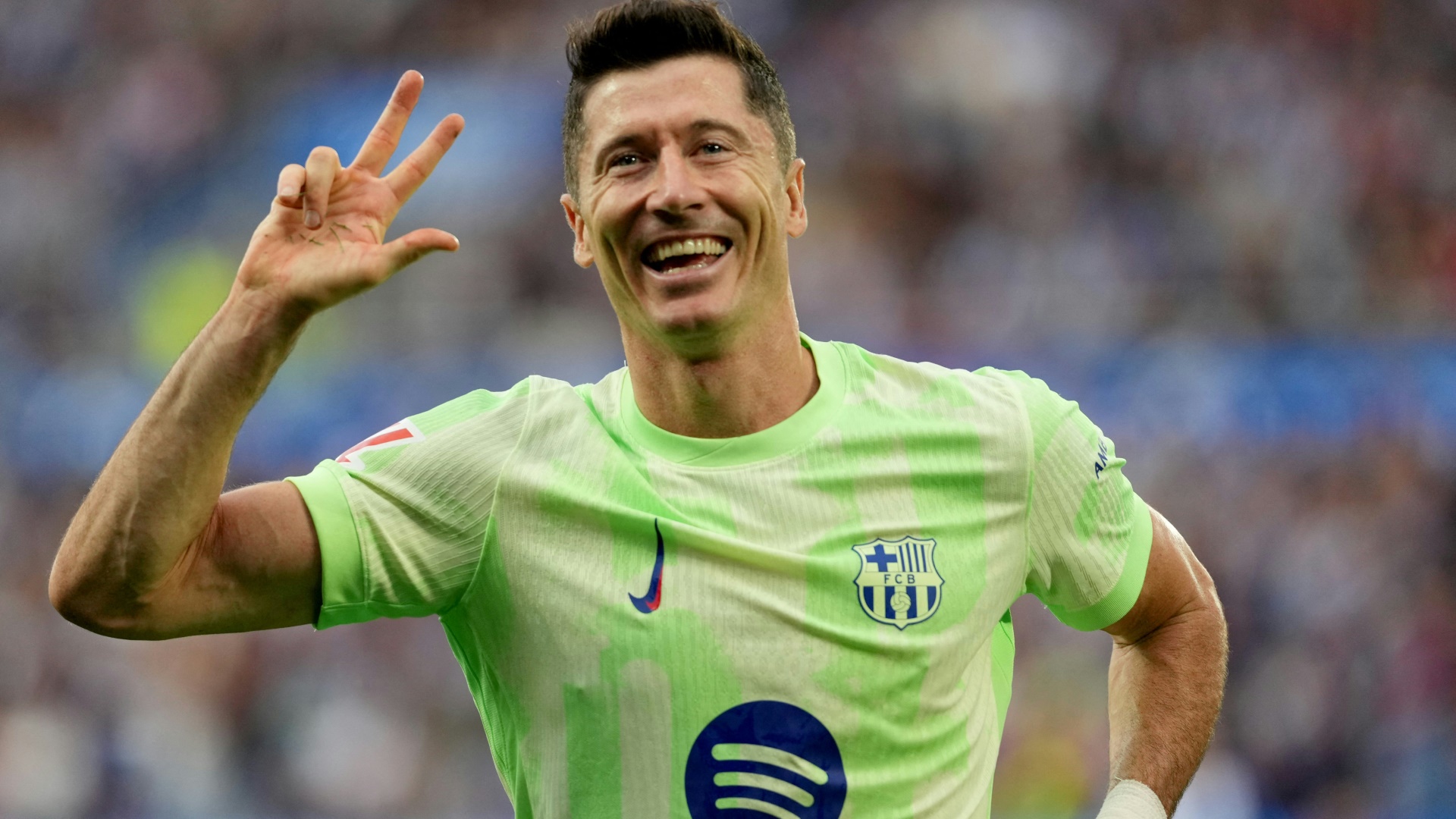 Lewandowski läuft heiß: Barca schlägt Alaves