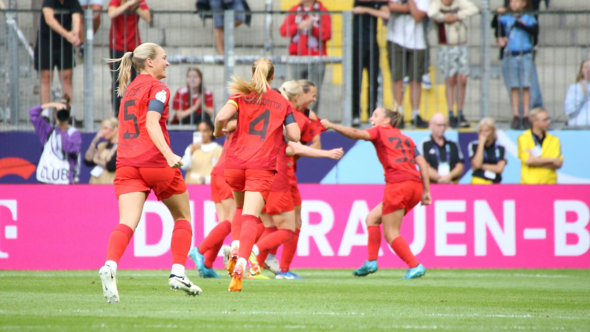 Bayern München gewinnt Supercup der Frauen