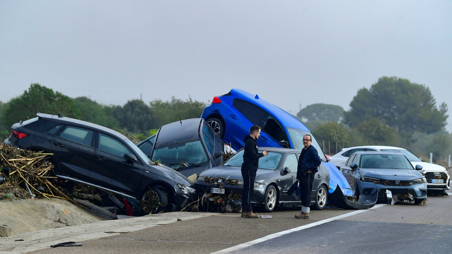 Nach Unwetter: Pokalspiele von Valencia und Levante abgesagt