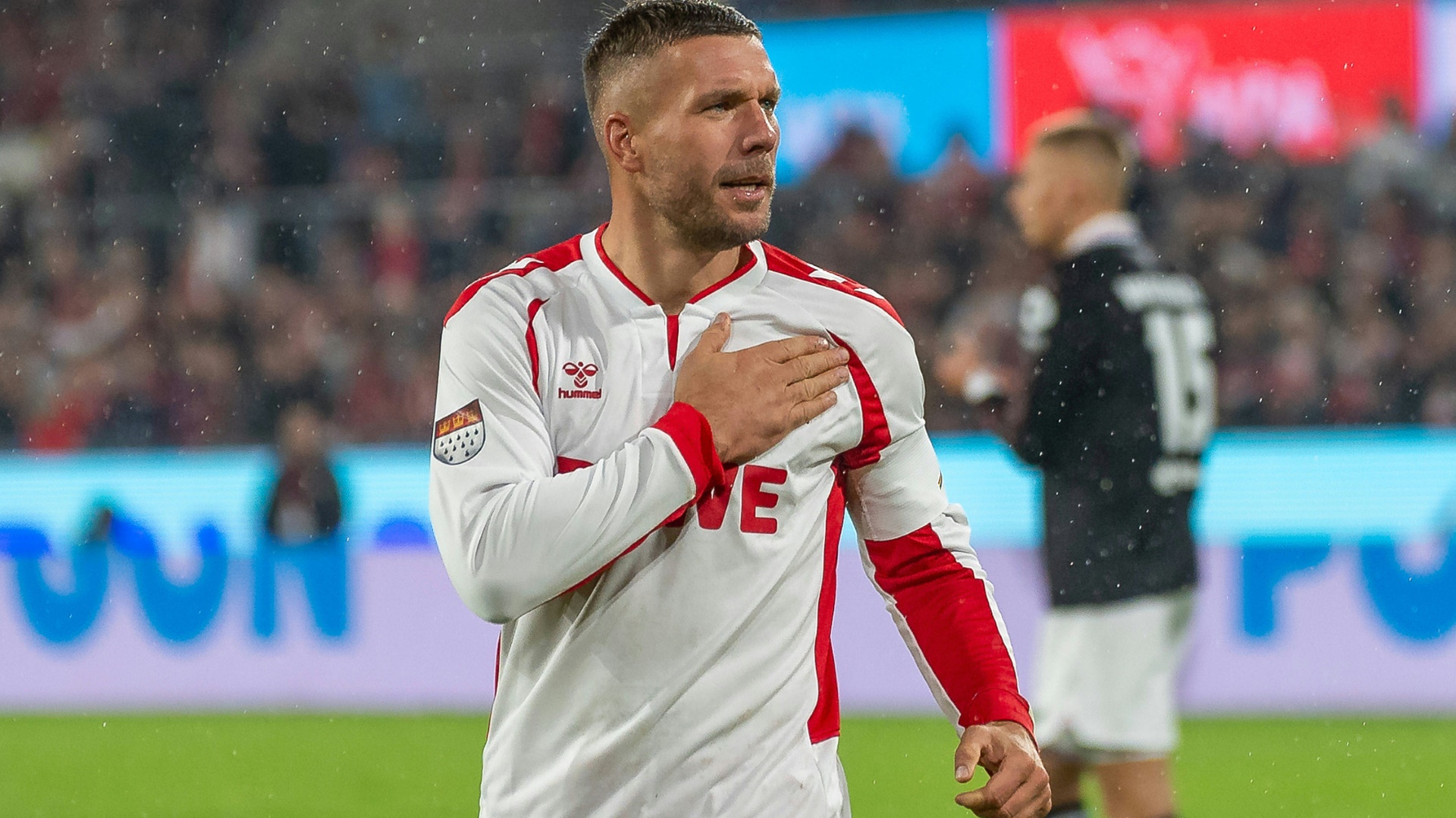 Rio-Flair und viele Tränen: Emotionaler Poldi-Abschied in Köln