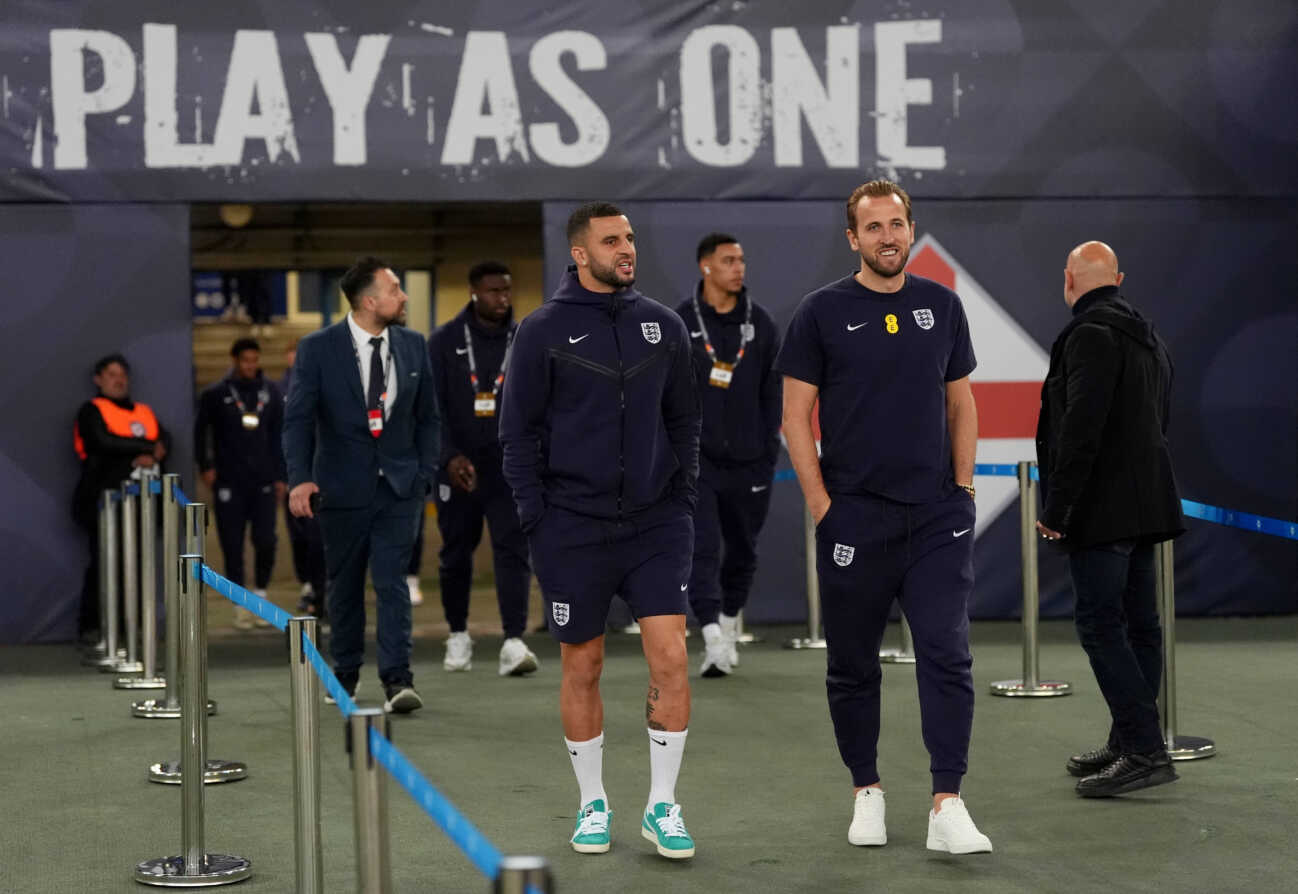 Greece v England - UEFA Nations League - Group B2 - Athens Olympic Stadium England s Kyle Walker (left) and Harry Kane before the UEFA Nations League Group B2 match at the Athens Olympic Stadium in Greece. Picture date: Thursday November 14, 2024. Use subject to restrictions. Editorial use only, no commercial use without prior consent from rights holder. PUBLICATIONxNOTxINxUKxIRL Copyright: xBradleyxCollyerx 78205521