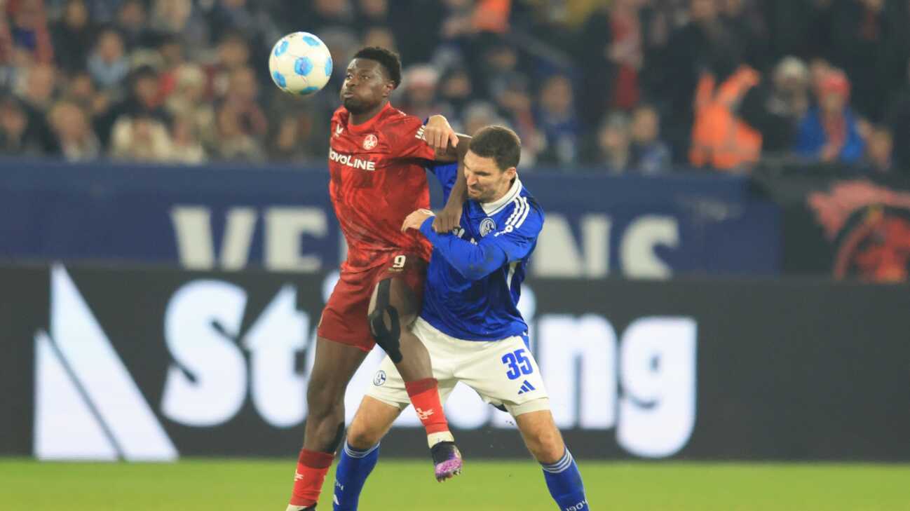 Ache als tragischer Held: Lautern beendet Schalker Mini-Serie