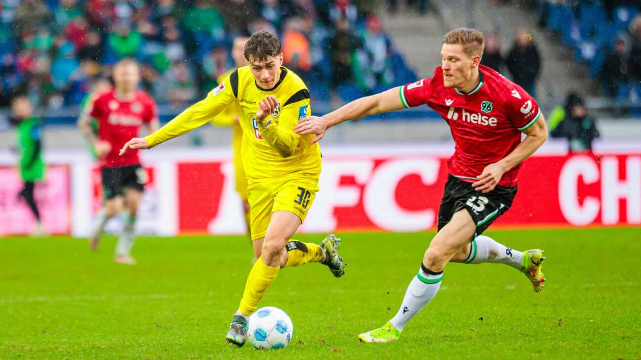 3:2 nach 0:2: Hannover siegt nach Aufholjagd gegen Ulm