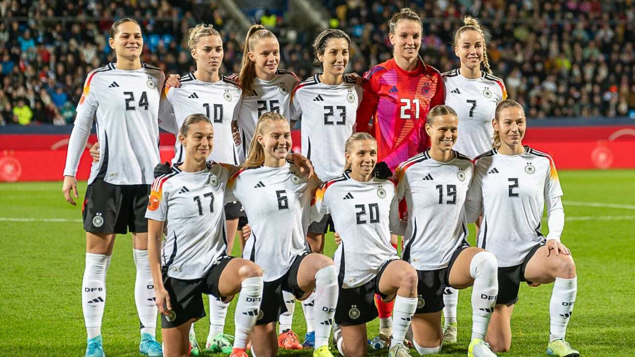 DFB-Frauen spielen in Nürnberg gegen Österreich