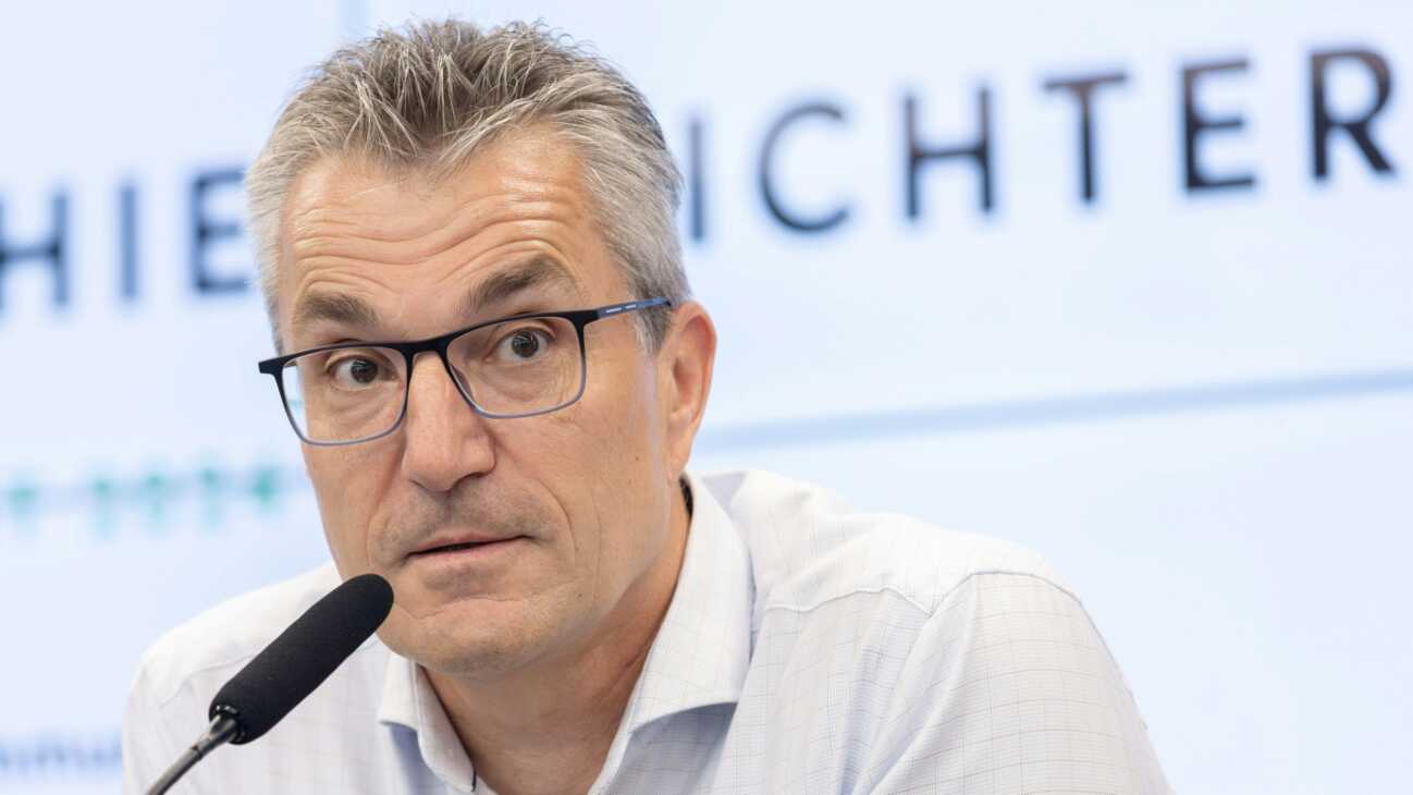 Schiri-Chef zieht Fazit: VAR verbessert und "nur kleine Dellen"