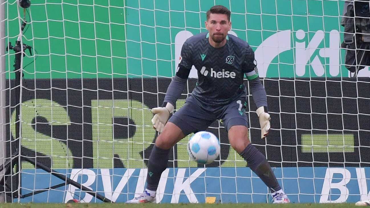 Hannover verlängert mit Zieler bis 2026