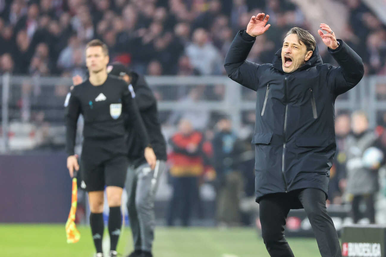 1. Bundesliga - Borussia Dortmund - VfB Stuttgart am 08.02.2025 im Signal Iduna Park in Dortmund Trainer Niko Kovac Dortmund gestikuliert *** 1 Bundesliga Borussia Dortmund VfB Stuttgart on 08 02 2025 at Signal Iduna Park in Dortmund Coach Niko Kovac Dortmund gestures MH