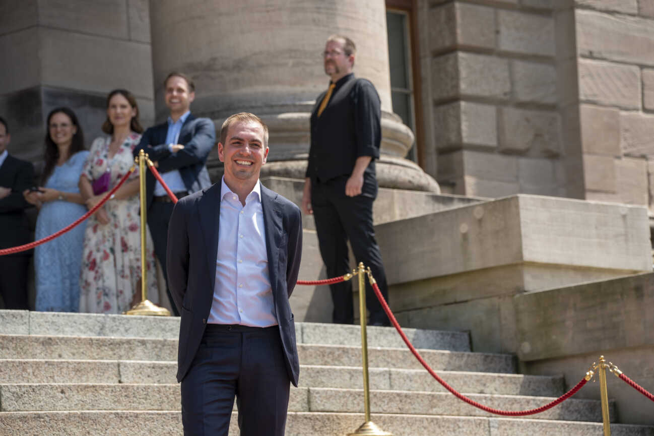 Munich, Bavaria, Germany: July 11, 2024: Philipp Lahm soccer player and ambassador of the European Championship, EM, Europameisterschaft 2024 at the award ceremony for the volunteers of the UEFA EURO, EM, Europameisterschaft,Fussball 2024 European Championship in Germany in Munich in the lower Hofgarten. *** Philipp Lahm Fußballspieler und Botschafter der EM2024 bei der Ehrung der Ehrenamtlichen Helfer der UEFA Euro 2024 Europameisterschaft in Deutschland in München im unteren Hofgarten.