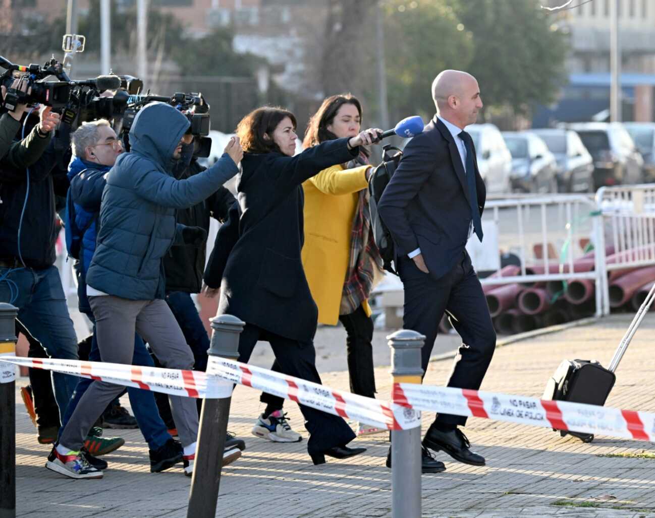 "Sie hat 'okay' gesagt": Rubiales rechtfertigt Skandal-Kuss