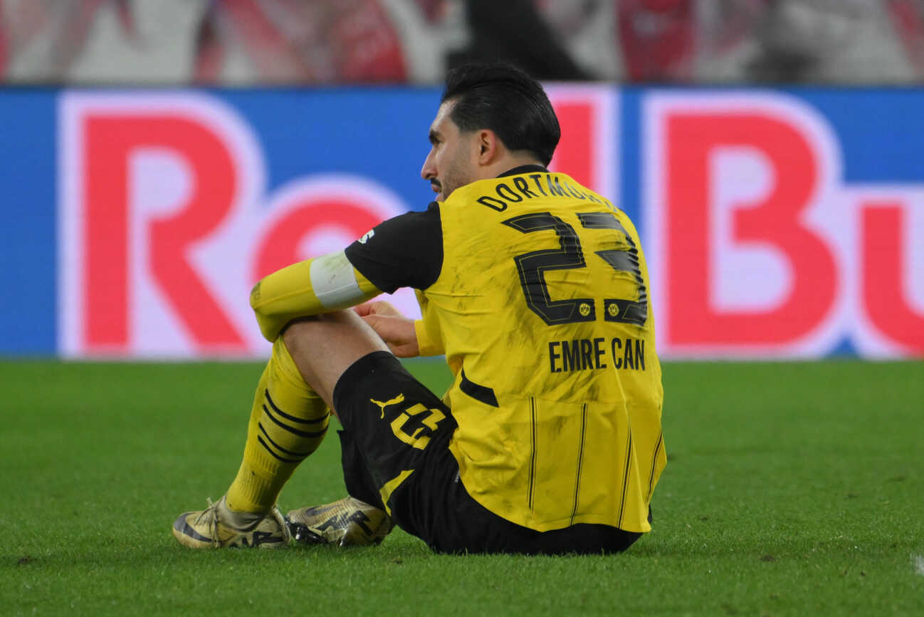 Emre Can (Borussia Dortmund) frustriert nach dem Abpfiff. RB Leipzig vs. Borussia Dortmund, Fussball, 1. Bundesliga, 26. Spieltag, Saison 2024 2025, 15.03.2025 DFB DFL REGULATIONS PROHIBIT ANY USE OF PHOTOGRAPHS AS IMAGE SEQUENCES AND OR QUASI-VIDEO RB Leipzig vs. Borussia Dortmund, Fussball, 1. Bundesliga, 26. Spieltag, Saison 2024 2025, 15.03.2025 Leipzig *** Emre Can Borussia Dortmund frustrated after the final whistle RB Leipzig vs Borussia Dortmund, Football, 1 Bundesliga, Matchday 26, Season 2024 2025, 15 03 2025 DFB DFL REGULATIONS PROHIBIT ANY USE OF PHOTOGRAPHS AS IMAGE SEQUENCES AND OR QUASI VIDEO RB Leipzig vs Borussia Dortmund, Football, 1 Bundesliga, Matchday 26, Season 2024 2025, 15 03 2025 Leipzig Copyright: xEibner-Pressefoto BertxHarzerx EP_BHR