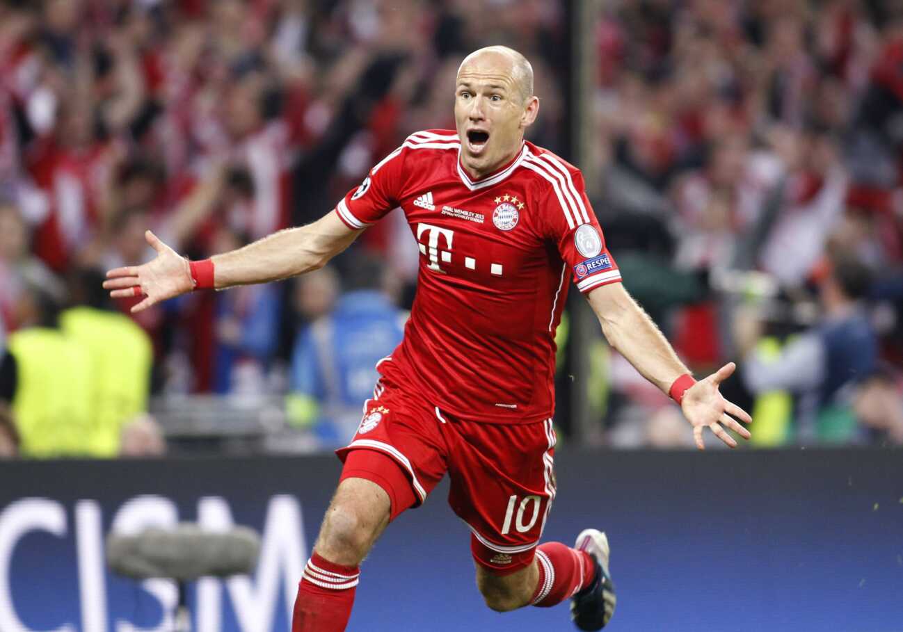 Münchens Arjen Robben celebrates scoring the 2:1 during the final of the Champions league between Borussia Dortmund and FC Bayern Munich, Wembley Stadium in London on May 25., 2013. Borussia Dortmund gegen FC Bayern München im Finale der Champions League in der Saison 2012 2013 am 25. Mai 2013.