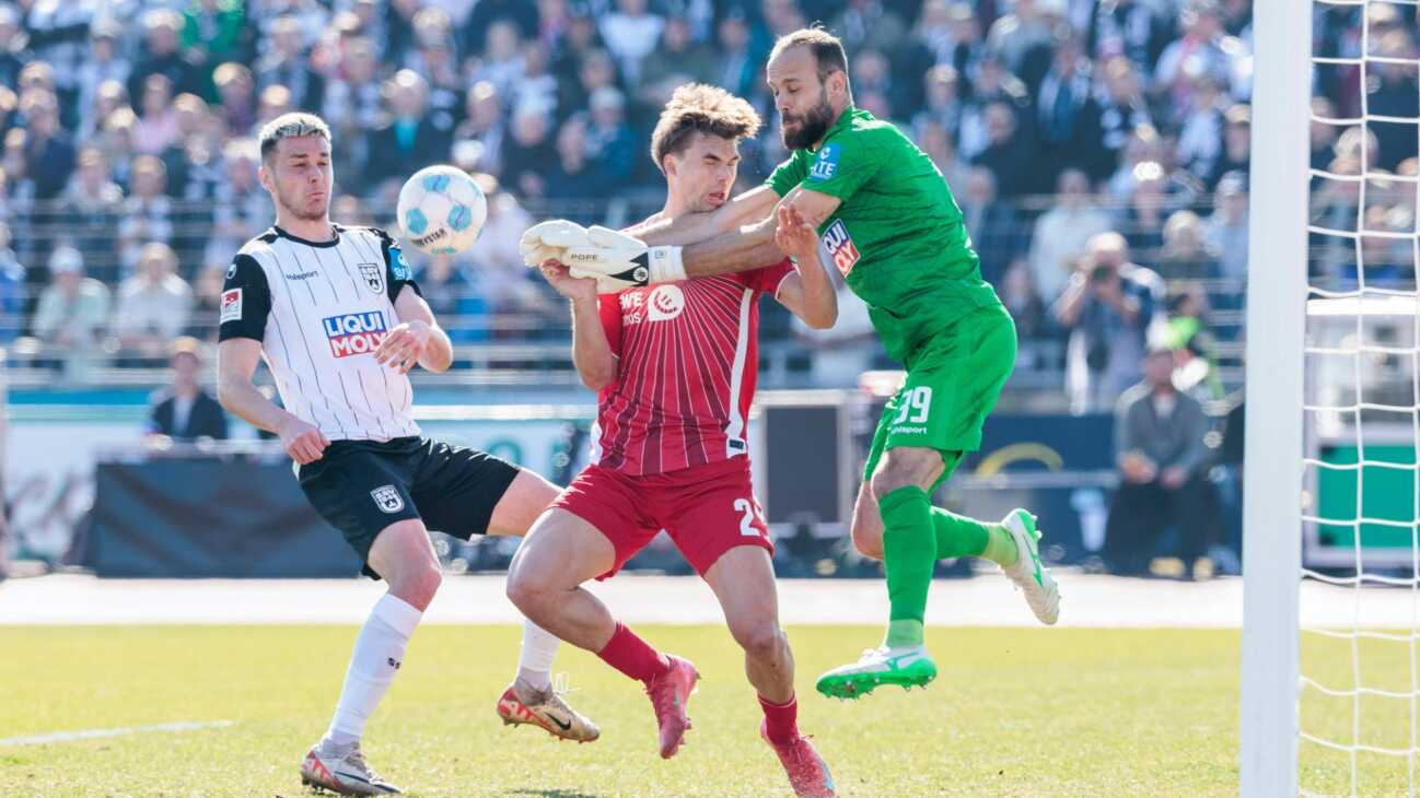 Waldschmidt erlöst Köln spät